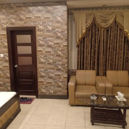 Hotel New Madina Faisalabad Exterior photo