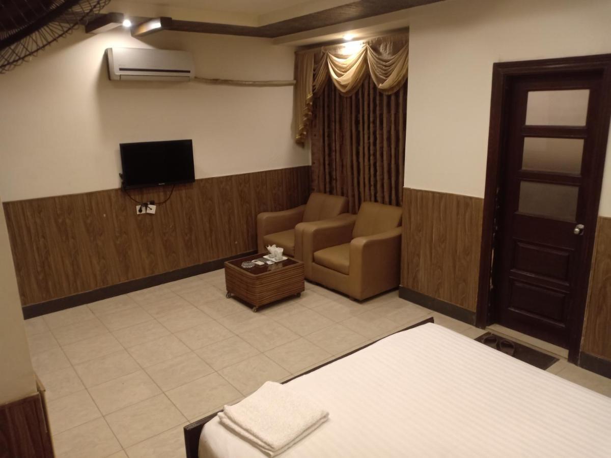 Hotel New Madina Faisalabad Exterior photo